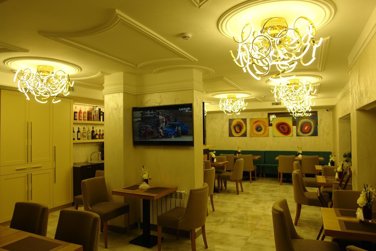 Grace Point Hotel Astana Ngoại thất bức ảnh