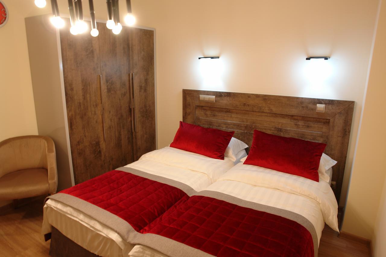 Grace Point Hotel Astana Ngoại thất bức ảnh