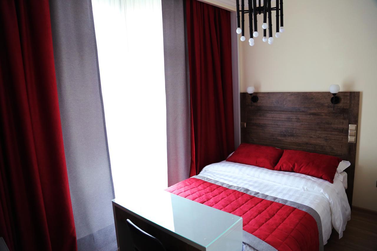 Grace Point Hotel Astana Ngoại thất bức ảnh